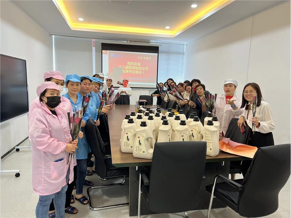 致敬芳华，礼遇女神